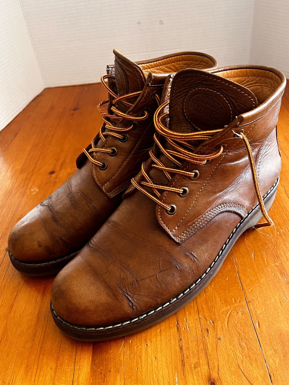 Roots Vintage Canada Chukka Boots Beautiful Patina Tongue Code 425 Rubber Sole